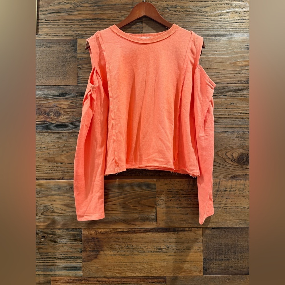 Anthropology/ Easel Vibrant Coral Long Sleeve Cold Shoulder Sweatshirt Top NWT - Picture 1 of 4